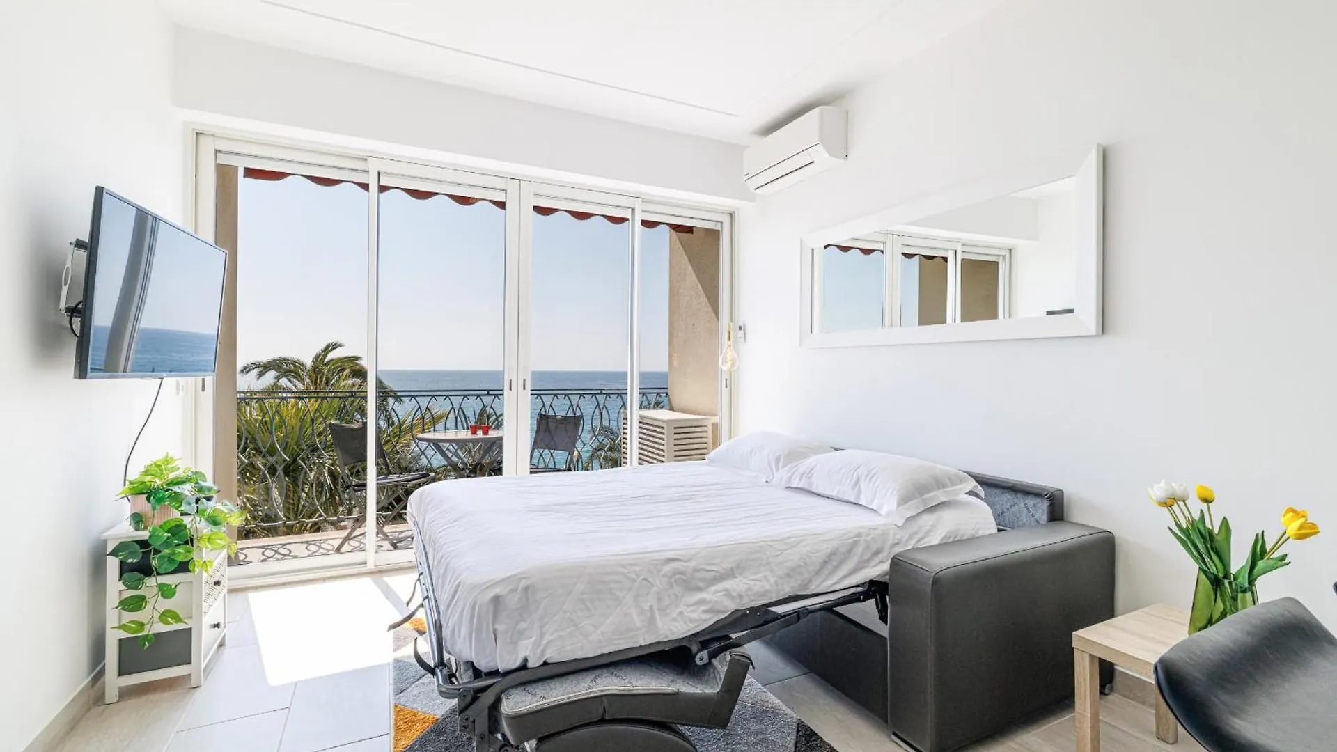 Sea View - Lovely Studio Promenade Des Anglais Nice France